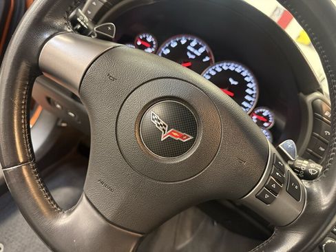 Used 2007 Chevrolet Corvette Convertible w/ Preferred Equipment Group RWD image 19