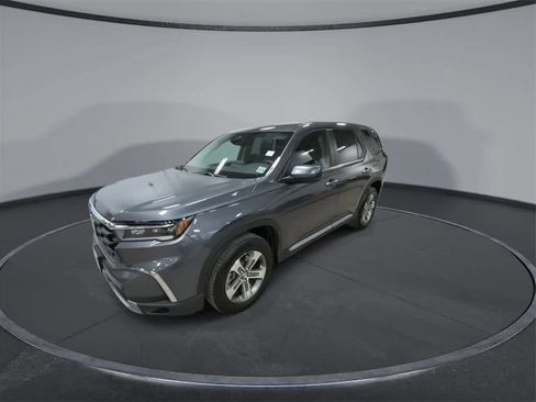 Used 2025 Honda Pilot EX-L image 4