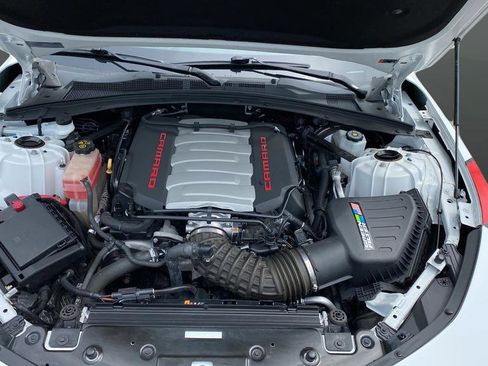 Used 2019 Chevrolet Camaro SS RWD image 27