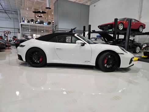 Used 2022 Porsche 911 Carrera GTS 2dr Cabriolet image 12