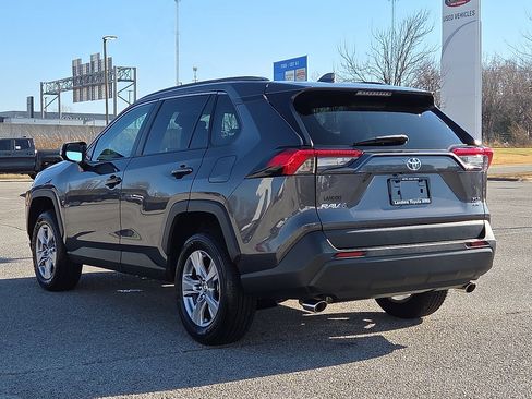 Used 2025 Toyota RAV4 XLE image 4