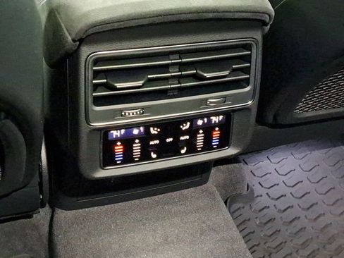 New 2026 Audi RS Q8 performance image 22