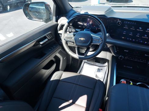 New 2026 Chevrolet Tahoe High Country AWD/4WD image 15