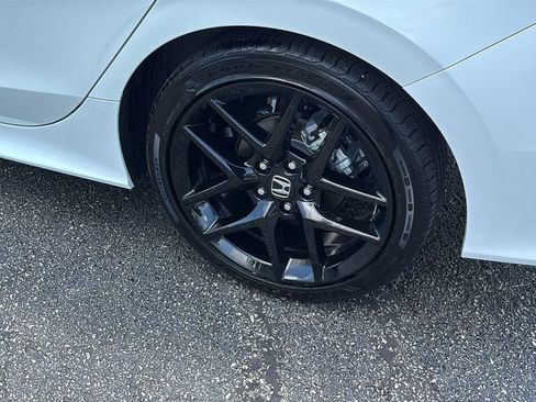 Certified 2025 Honda Civic Sport image 9