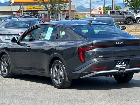 Used 2025 Kia K4 FWD image 7