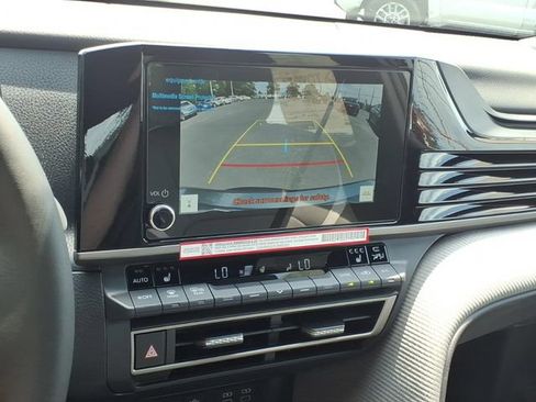 New 2026 Toyota Camry SE w/ Convenience Package FWD image 10