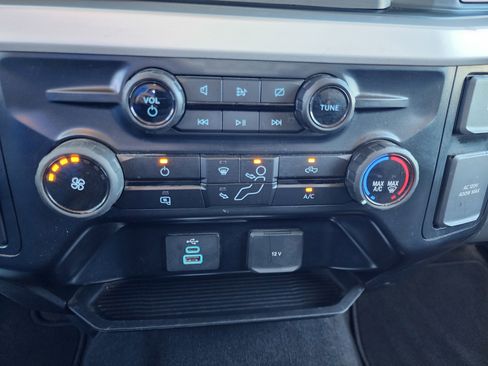 Used 2024 Ford F250 XLT image 26