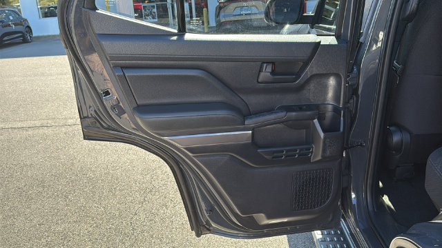 Certified 2025 Toyota 4Runner SR5 AWD/4WD image 20