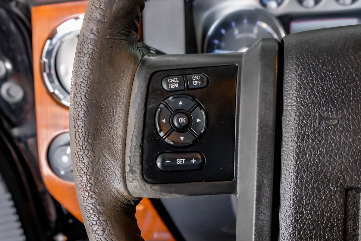 Used 2016 Ford F250 King Ranch w/ FX4 Off-Road Package AWD/4WD image 16