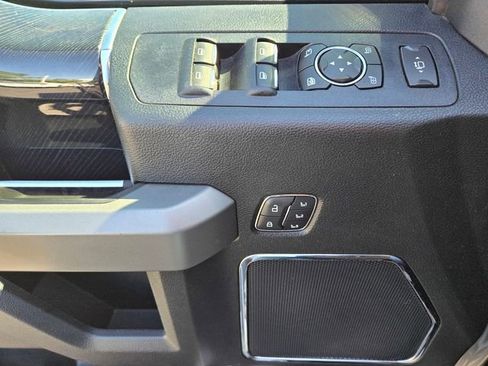 Used 2021 Ford F250 Platinum AWD/4WD image 18