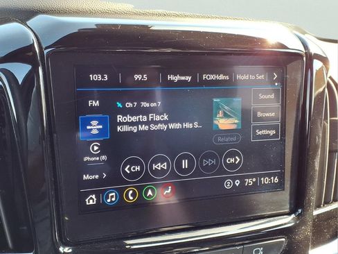 Used 2023 Chevrolet Traverse High Country w/ LPO, Floor Liner Package AWD/4WD image 9