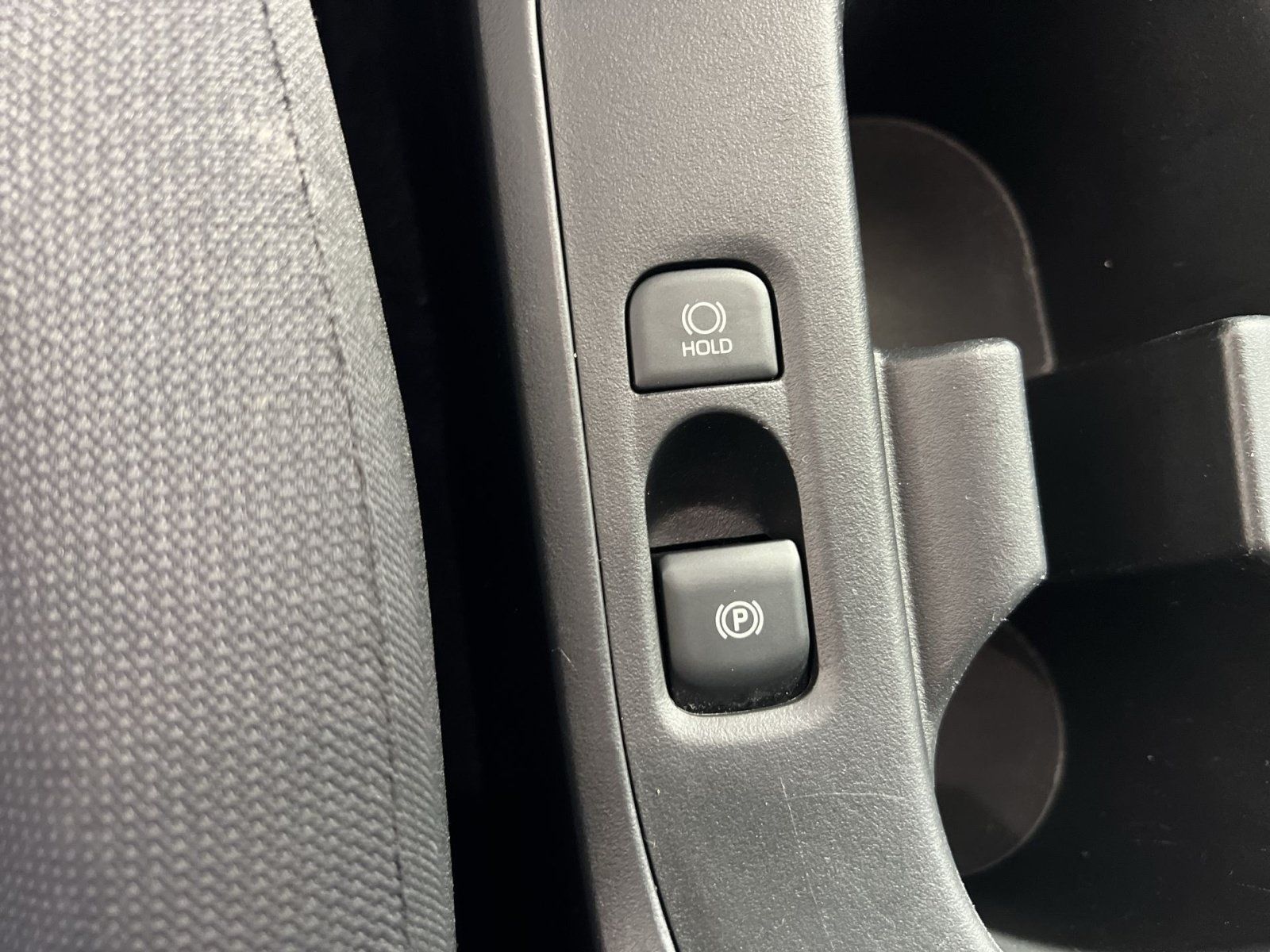 Used 2025 Toyota Corolla LE FWD image 32