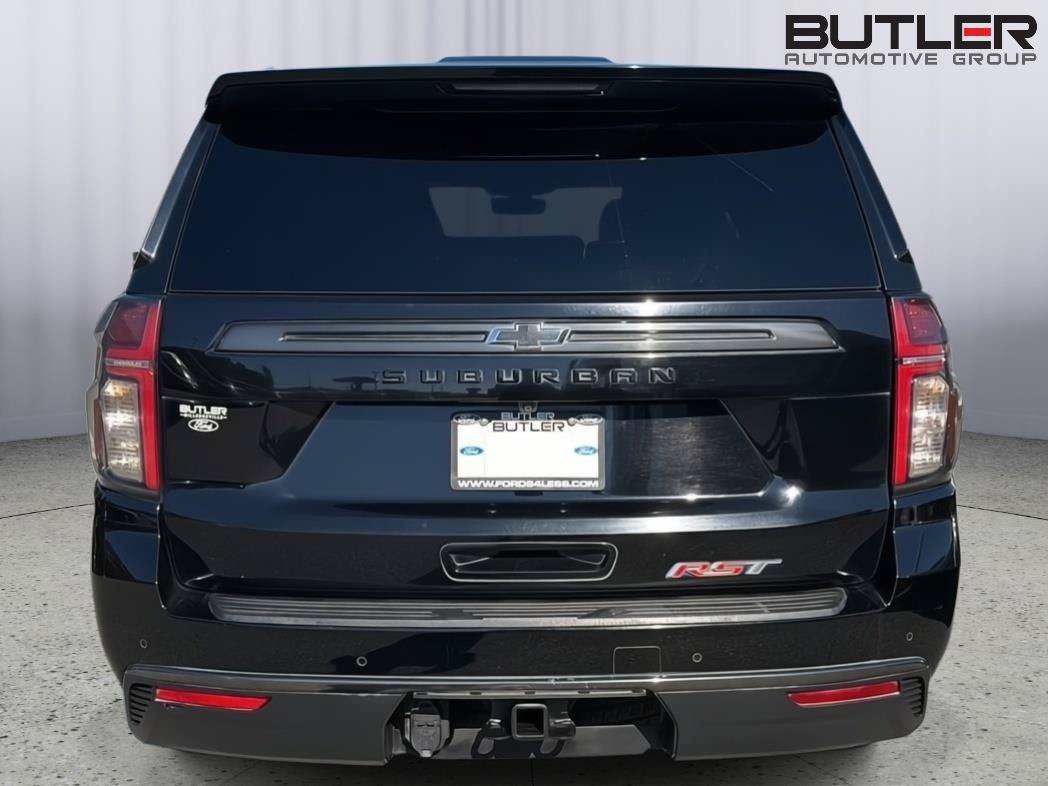 Used 2021 Chevrolet Suburban RST w/ Luxury Package RWD image 5