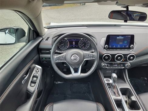 Used 2023 Nissan Sentra SR w/ SR Premium Package image 24