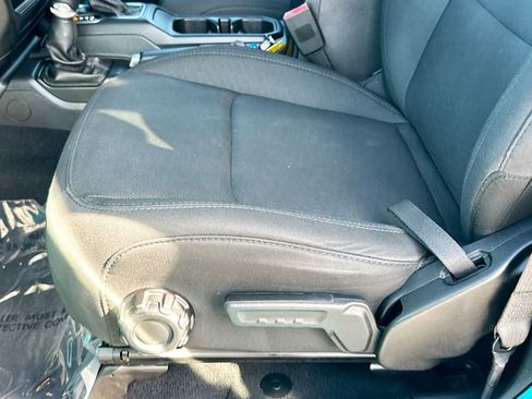 Used 2019 Jeep Wrangler Unlimited Sport S image 19