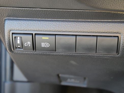 Certified 2023 Toyota Corolla LE image 21