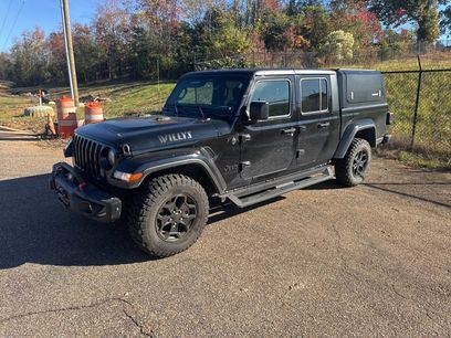 Used 2023 Jeep Gladiator Willys
