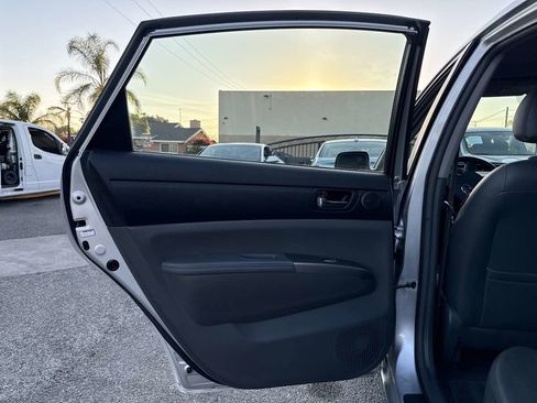 Used 2007 Toyota Prius image 9