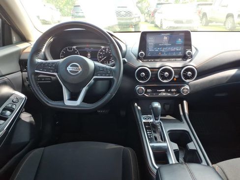 Used 2022 Nissan Sentra SR FWD image 15