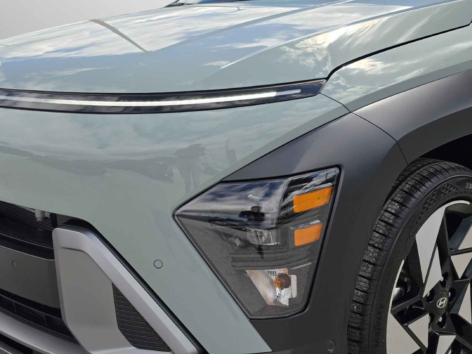 New 2027 Hyundai Kona Limited FWD image 36