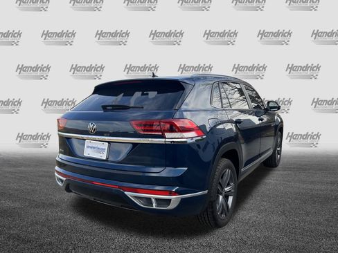 Used 2021 Volkswagen Atlas Cross Sport SE w/ Panoramic Sunroof Package image 9