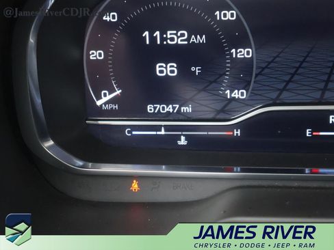 Used 2024 GMC Yukon SLT AWD/4WD image 31