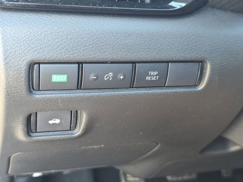 Used 2022 Nissan Sentra SR image 27