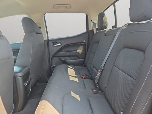 Used 2020 Chevrolet Colorado LT w/ LT Convenience Package image 12