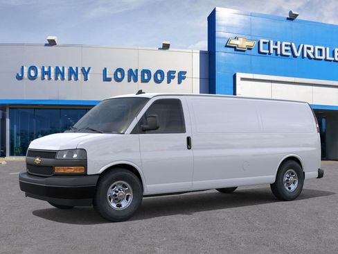 New 2025 Chevrolet Express 3500 Extended image 2
