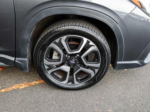 Used 2023 Subaru Ascent Limited w/ Technology Package image 7