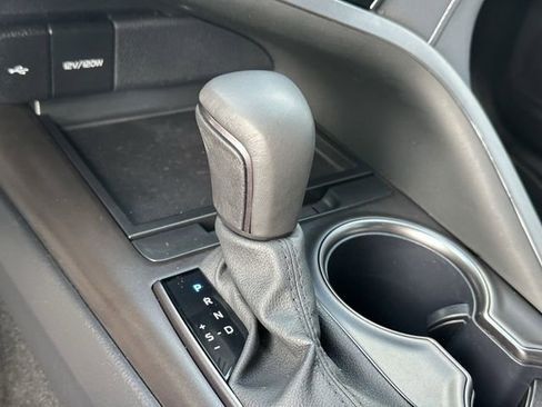 Used 2024 Toyota Camry SE FWD image 20