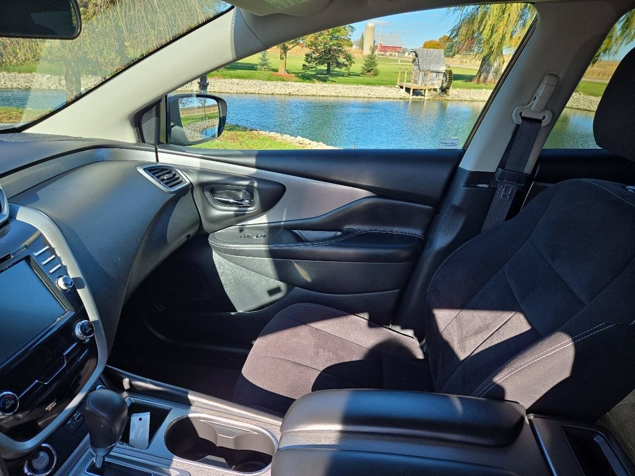 Used 2019 Nissan Murano S AWD/4WD image 12