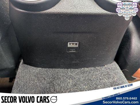 Used 2020 Alfa Romeo Giulia Ti image 13