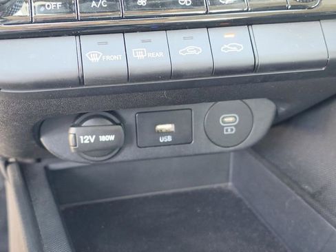 Used 2024 Hyundai Elantra SEL FWD image 26