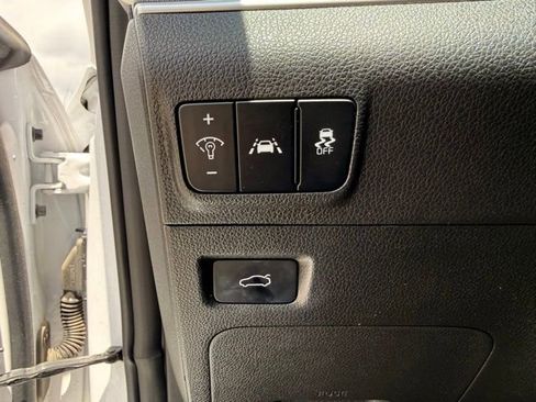 Used 2022 Kia K5 GT-Line AWD/4WD image 22
