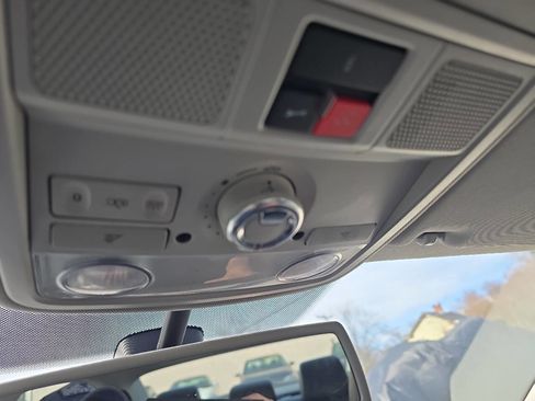 Used 2014 Volkswagen Passat TDI SEL Premium image 22