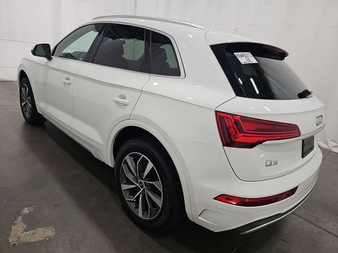 Used 2021 Audi Q5 2.0T Premium w/ Convenience Package AWD/4WD image 4