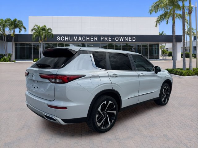 Used 2022 Mitsubishi Outlander SE FWD image 7