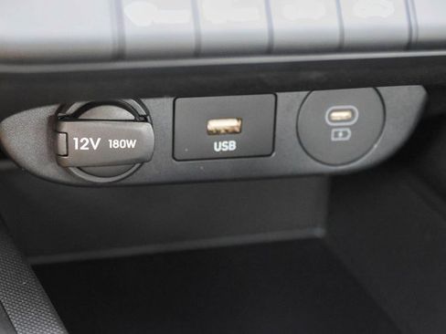 New 2025 Hyundai Elantra Blue image 16