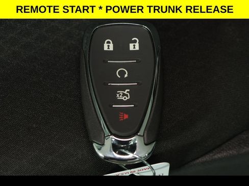 Used 2024 Chevrolet Malibu LT FWD image 9