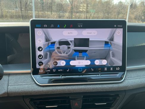 Certified 2025 Volkswagen Tiguan S w/ 18" Wheel Package image 22