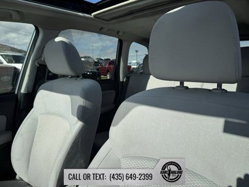 Used 2017 Subaru Forester 2.5i Premium w/ All-Weather Package image 16