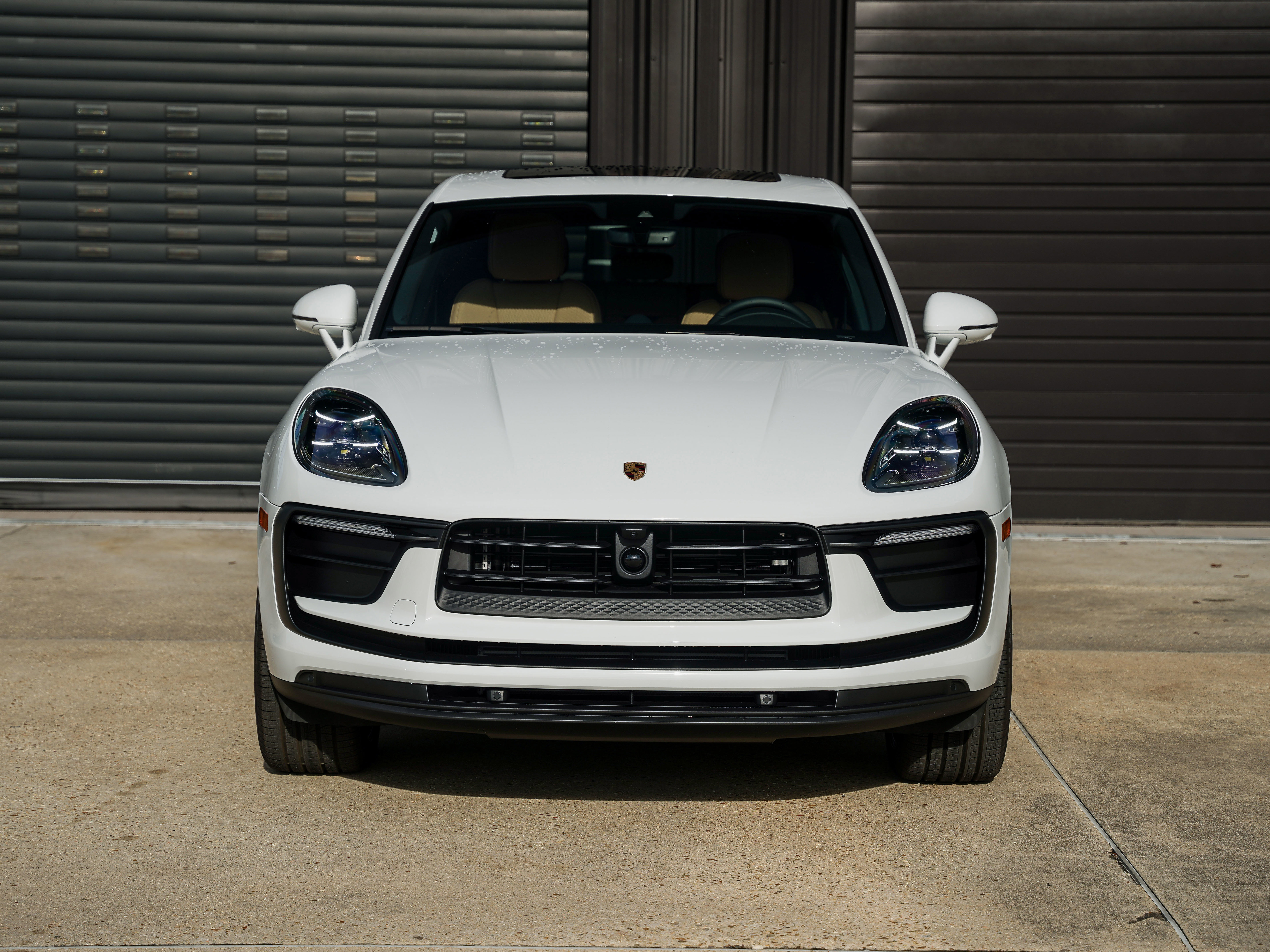 Certified 2026 Porsche Macan AWD/4WD image 6