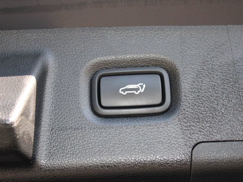Used 2023 Hyundai Santa Fe Limited AWD/4WD image 35
