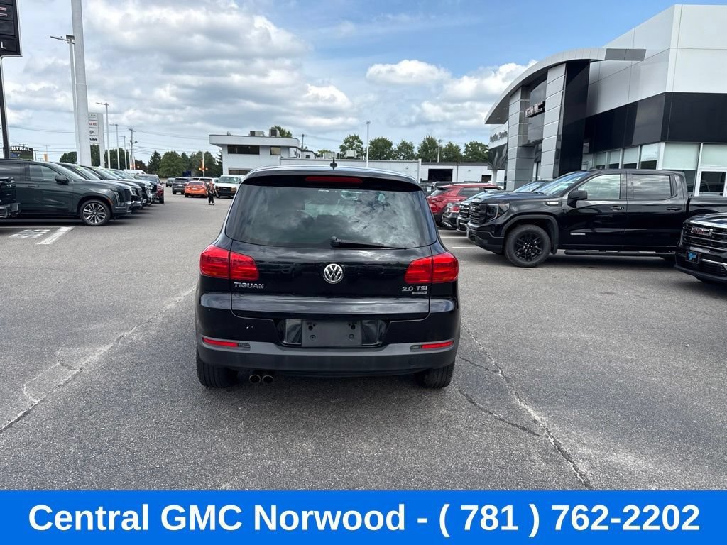 Used 2013 Volkswagen Tiguan S AWD/4WD image 4