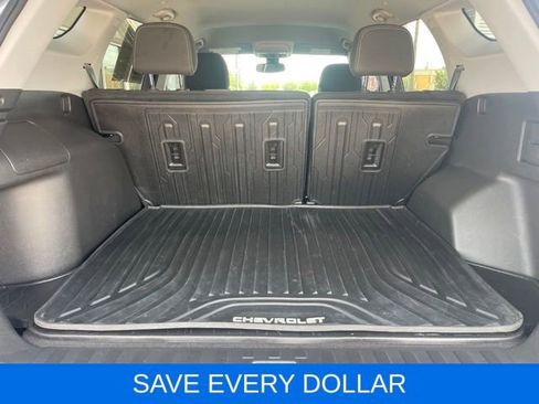 Used 2023 GMC Terrain SLE w/ Driver Convenience Package FWD image 28