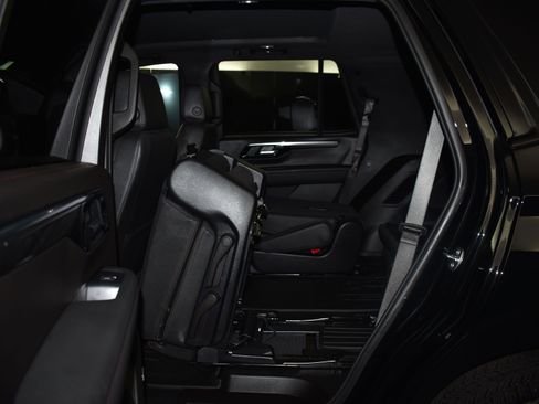 Used 2025 Chevrolet Tahoe RST w/ RST Capability Package image 20