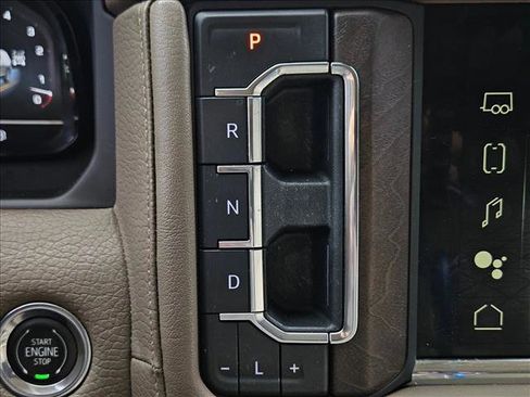 Used 2023 GMC Yukon Denali image 16