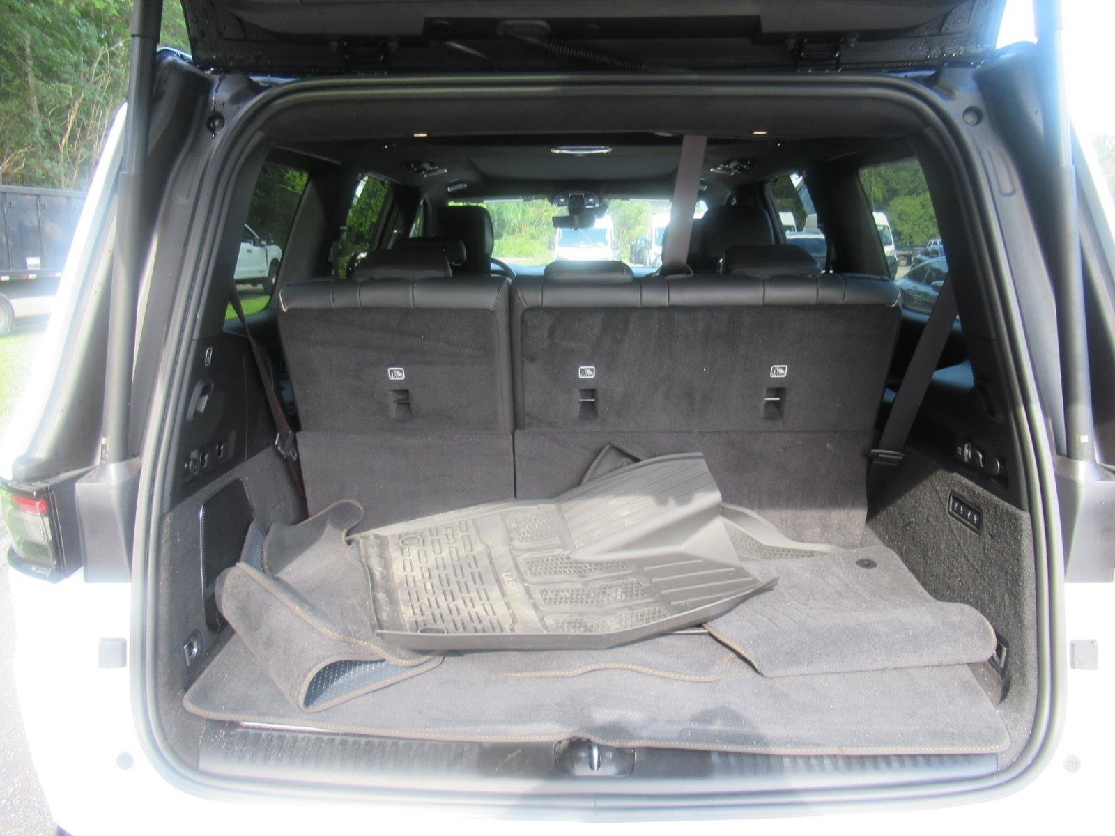 Used 2025 Jeep Grand Wagoneer Series III w/ Rear Seat Video Group 1 AWD/4WD image 40