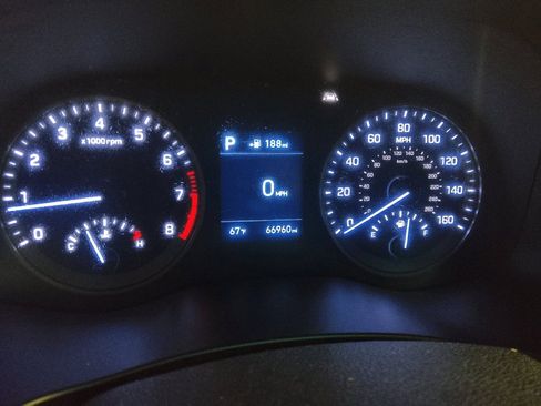 Used 2019 Hyundai Tucson Sport AWD/4WD image 23